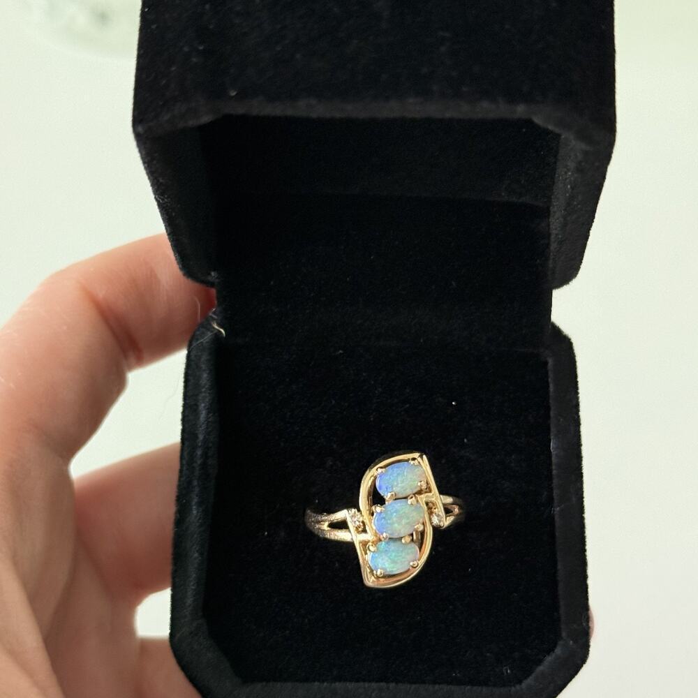 14K Yellow Gold Fire Opal 3 Stone Diamond Band Ring Size 6 - Picture 5 of 16